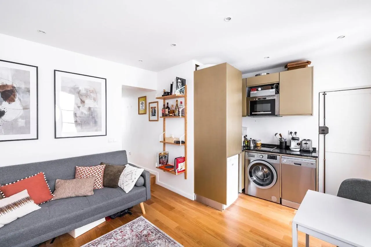Ciseaux 4G - Saint Germain Des Pres - Best Location Parigi 0*,  Francia